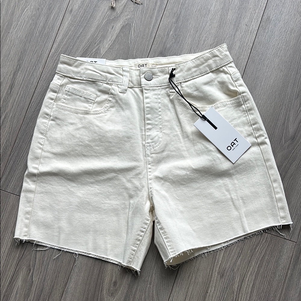 Oat New York High Wasted Off White Mid Thigh Shorts